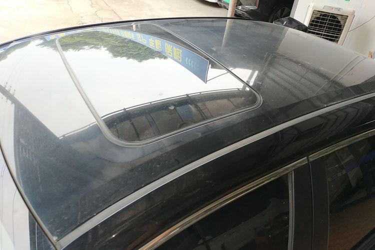 丰田 雷凌 2021款 双擎 1.8H E-CVT豪华版局部细节57