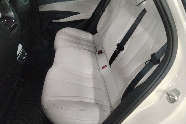 比亚迪 海豹06新能源 2024款 DM-i 80KM尊贵型中控内饰21