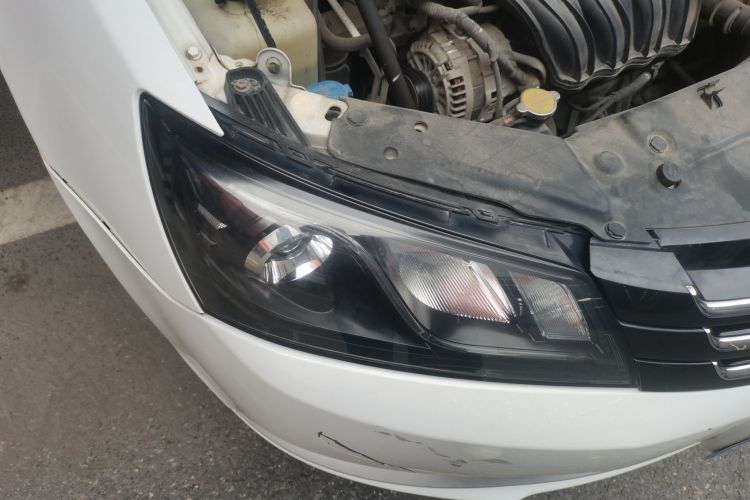 吉利汽车 帝豪 2016款 三厢 1.5L CVT向上版车身外观6006