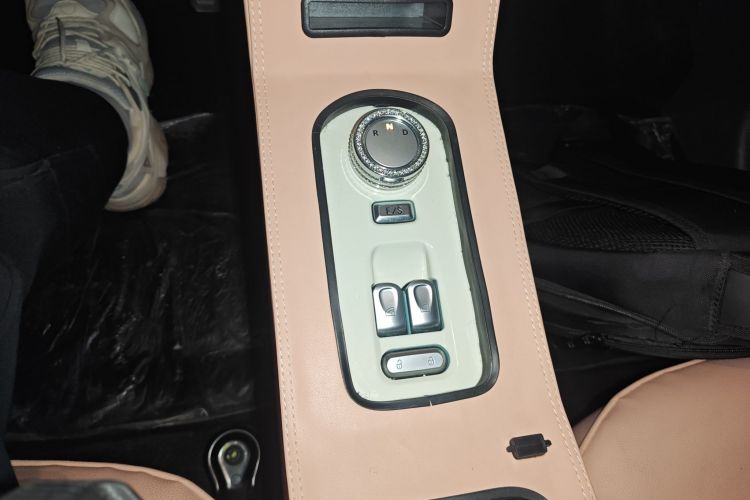 长安启源 长安Lumin 2022款 155km 清甜款中控内饰18