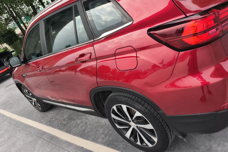 长安CS75 2020款 280T 自动雅智型 国VI车身外观4