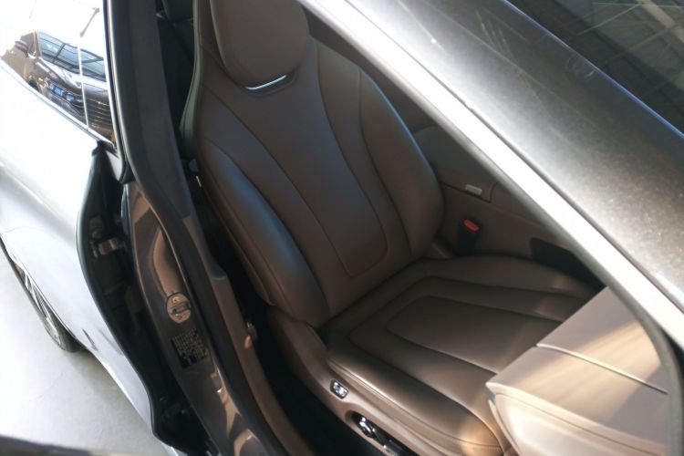 鸿蒙智行 智界R7 2025款 增程 251km Max局部细节41