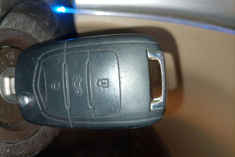 宝骏730 2016款 1.8L iAMT豪华型 7座中控内饰11