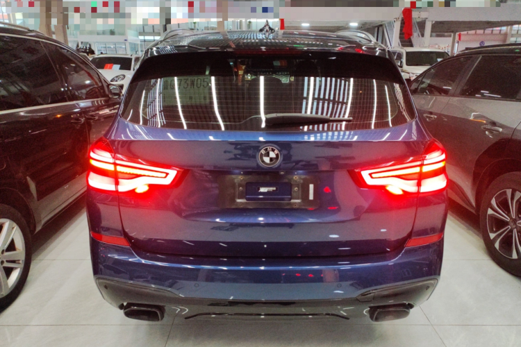 宝马X3 2018款 xDrive30i 领先型 M运动套装 国V车身外观6004