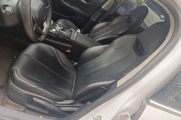 比亚迪 秦PLUS 2021款 EV 400KM 豪华型局部细节19