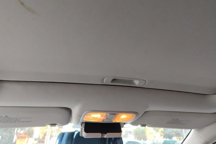 长安 逸动 2015款 1.6L 自动俊酷型 国IV中控内饰22