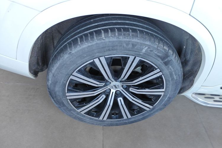 沃尔沃XC90 2020款 改款 T6 智逸豪华版 7座车身外观6004