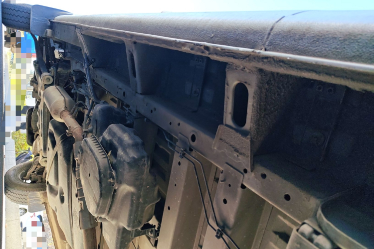 上汽大通MAXUS 新途V80 2021款 2.0T PLUS 手动全能王中轴中顶6/7/8/9座局部细节9003