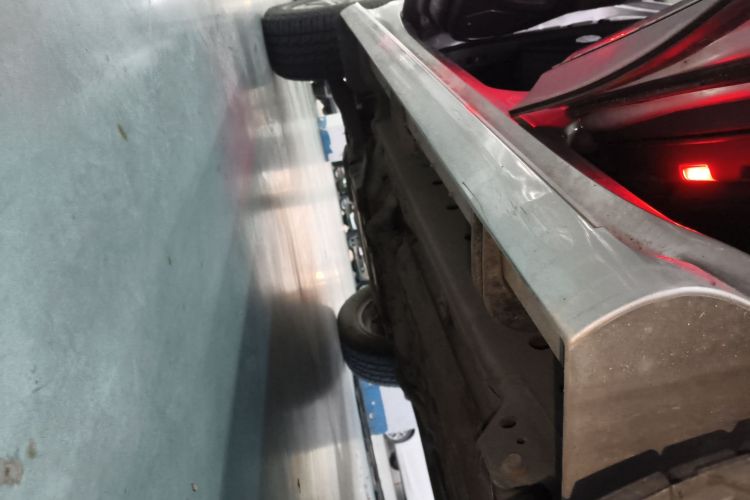 哈弗H9 2016款 2.0T 四驱豪华型 5座局部细节9002