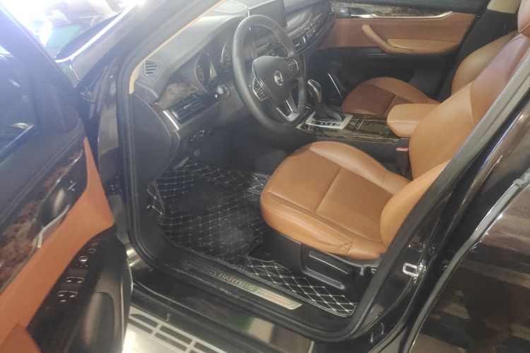 汉腾汽车 汉腾X7 2018款 X7S 1.5T 自动豪华型中控内饰7003