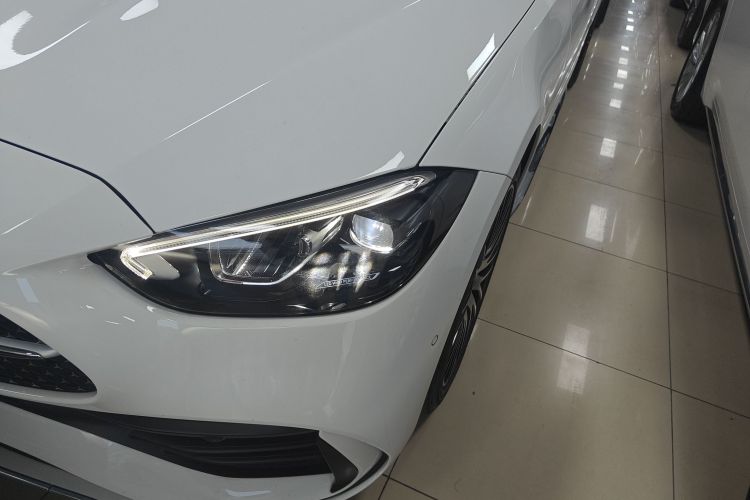 奔驰C级 2023款 C 260 L 运动版局部细节36