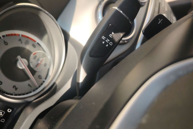 奔驰GLA 2016款 GLA 200 时尚型中控内饰18