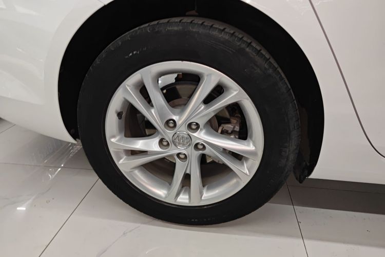 别克 君威 2020款 552T 精英型车身外观6003