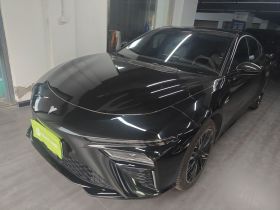 哪吒汽车 哪吒S 2024款 增程 1060 Lite版