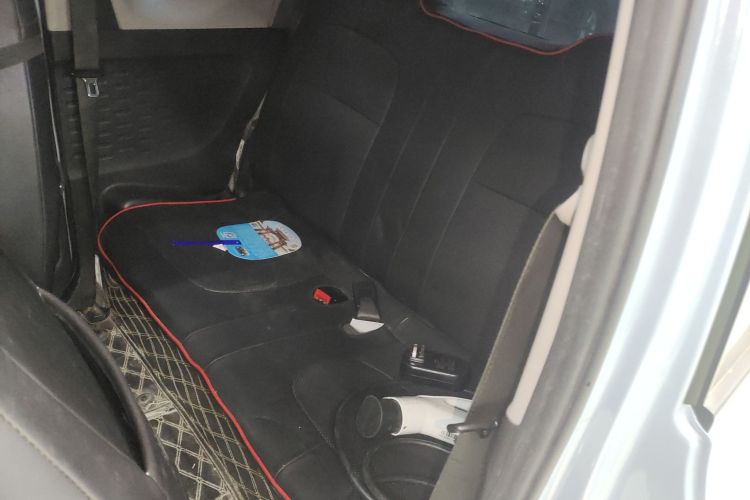 五菱汽车 宏光MINIEV 2020款 悦享款 磷酸铁锂中控内饰21