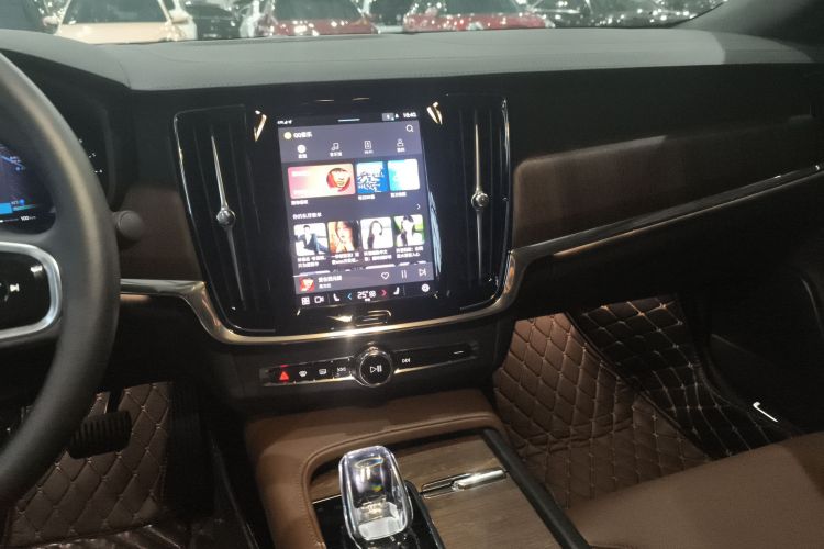 沃尔沃S90 2025款 B5 智远豪华版中控内饰16