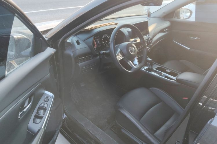 日产 轩逸 2021款 1.6L XL CVT悦享版中控内饰7003