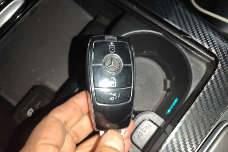 奔驰A级 2022款 改款 A 200 L 运动轿车时尚型中控内饰11