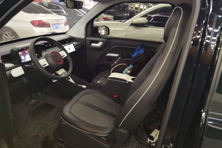 五菱汽车 宏光MINIEV 2022款 GAMEBOY 200km 玩咖款 磷酸铁锂局部细节19