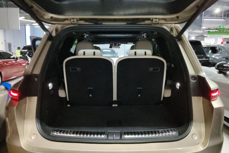 理想汽车 理想L9 2022款 Max局部细节23