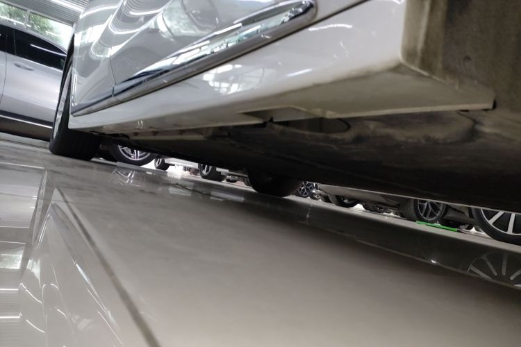 岚图汽车 岚图梦想家 2024款 PHEV 超长续航尊贵版局部细节9002