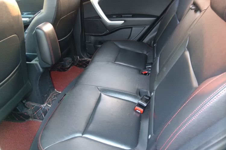 江汽集团 瑞风S3 2016款 1.5L CVT豪华智能型中控内饰7004