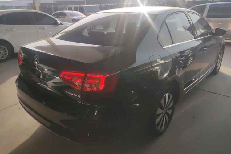 大众 速腾 2018款 1.6L 自动舒适型车身外观6005