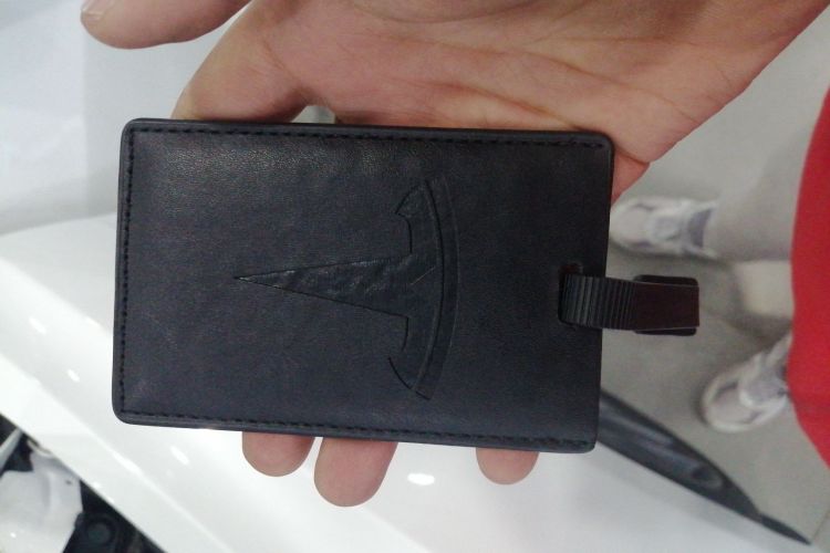 特斯拉 Model 3 2022款 Performance高性能全轮驱动版中控内饰11