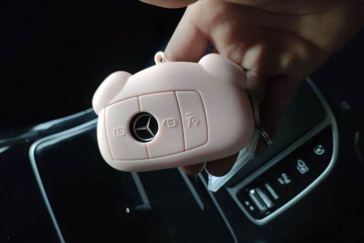 奔驰C级 2020款 C 260 运动版中控内饰7001