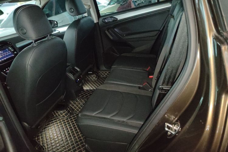 大众 途观L 2018款 330TSI 自动两驱豪华版中控内饰21