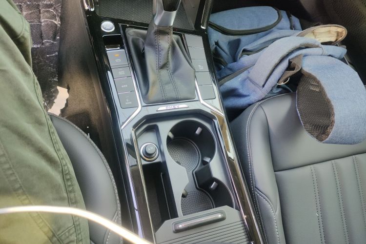 大众 帕萨特新能源 2025款 430PHEV 混动商务版局部细节18