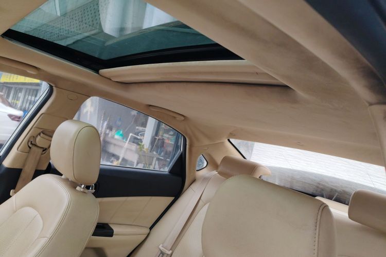 长安 逸动 2015款 1.6L 自动豪华型中控内饰22