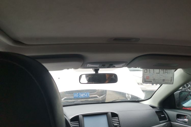 三菱 翼神 2014款 竞速版 1.8L CVT舒适型局部细节22