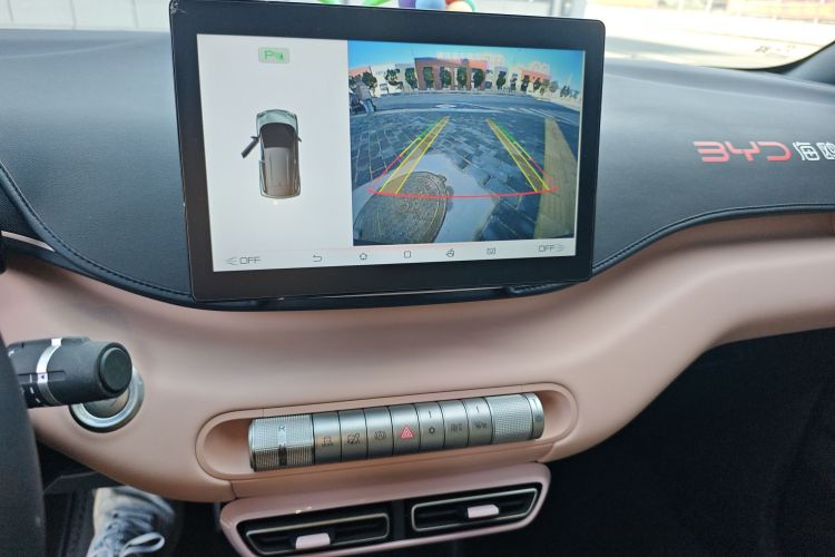 比亚迪 海鸥 2025款 305km 自由版中控内饰16