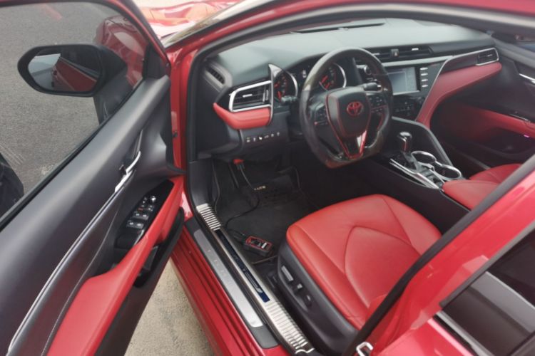 丰田 凯美瑞 2018款 2.5S 锋尚版中控内饰20