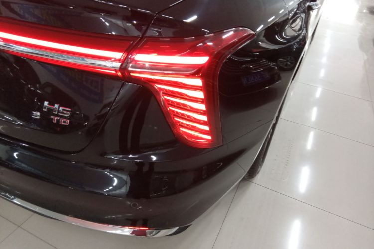 红旗H5 2023款 1.5T DCT智联旗韵版车身外观6006