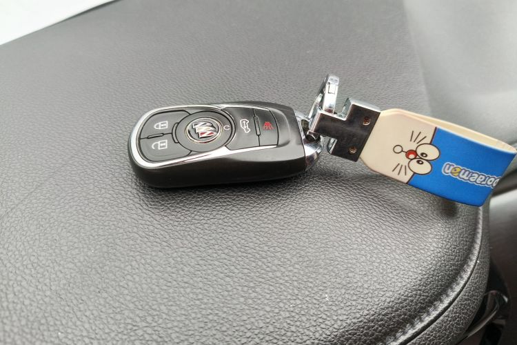 别克GL8 2020款 陆上公务舱 652T 豪华型中控内饰11