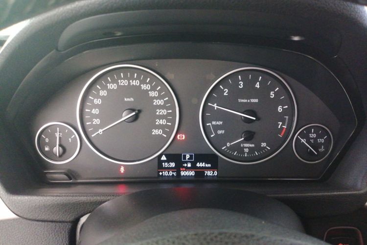 宝马3系 2015款 320Li 超悦版时尚型中控内饰14