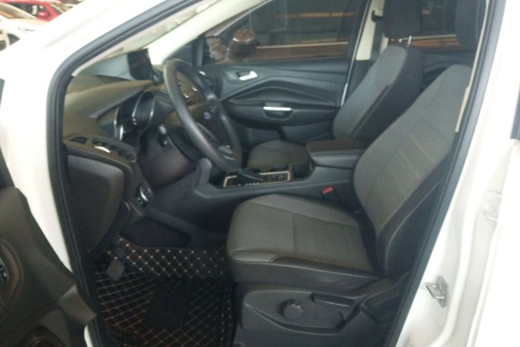 福特 翼虎 2017款 EcoBoost 180 两驱精翼型中控内饰19