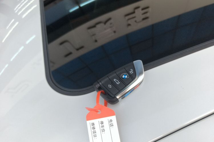 宝马3系 2023款 320Li M运动套装中控内饰11