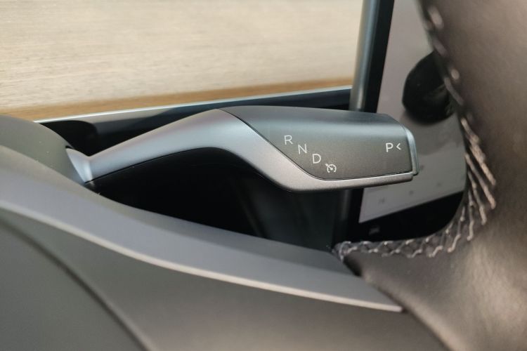 特斯拉 Model Y 2022款 后轮驱动版局部细节18