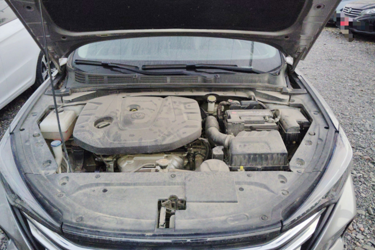 长安 逸动 2020款 PLUS 1.6L GDI 手动豪华型局部细节24