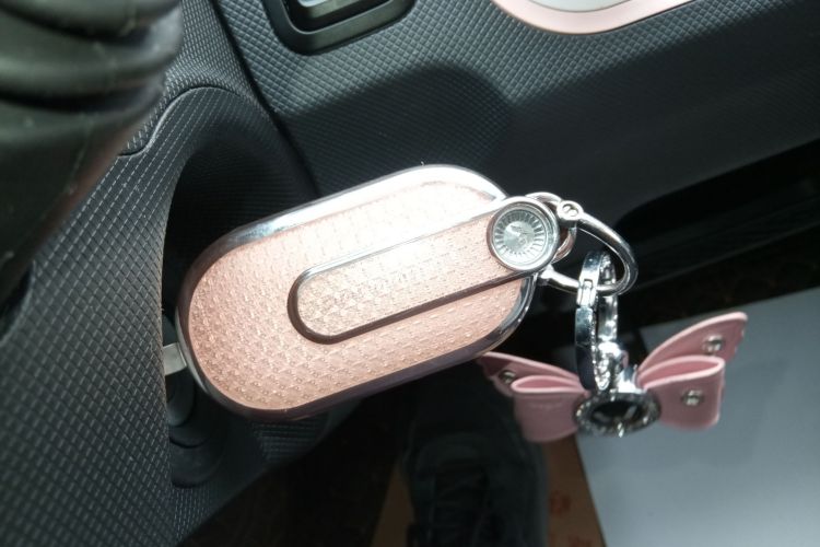 五菱汽车 宏光MINIEV 2022款 马卡龙时尚款 三元锂中控内饰11