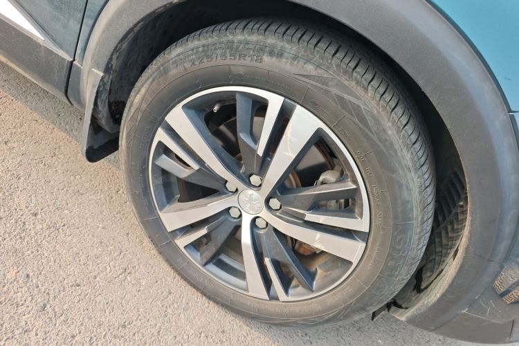 标致5008 2017款 350THP 7座无界版车身外观10