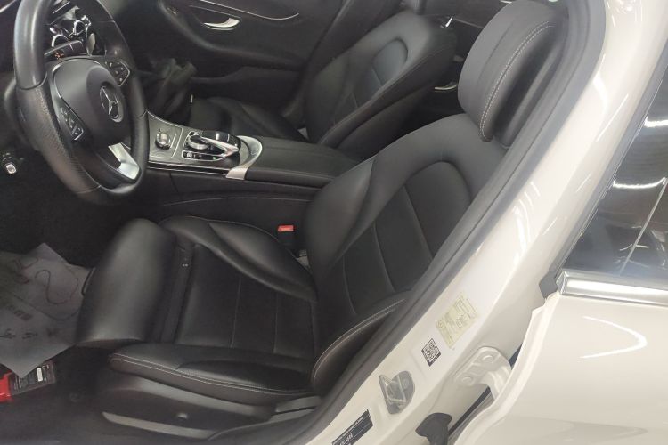 奔驰C级 2018款 C 200 L 运动版局部细节19