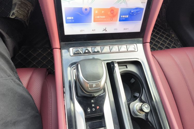红旗H5 2023款 1.5T DCT智联旗韵版中控内饰16