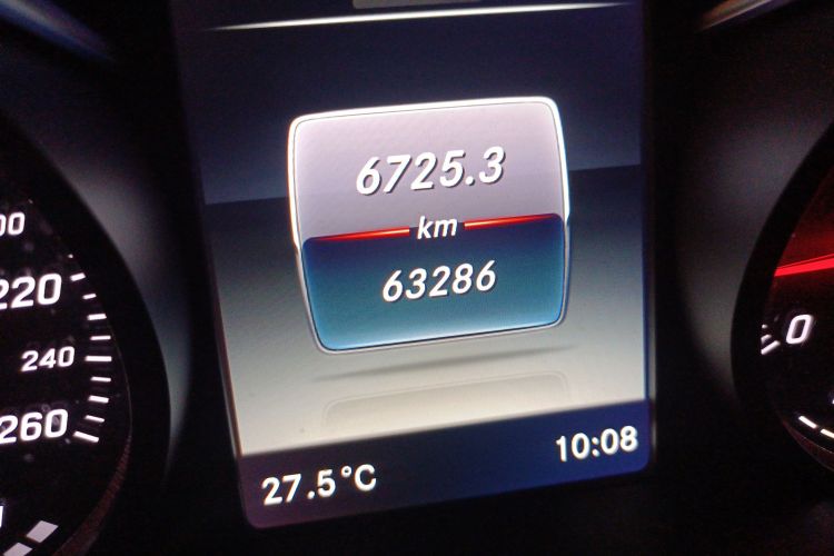 奔驰GLC 2019款 改款 GLC 260 L 4MATIC 豪华型中控内饰15