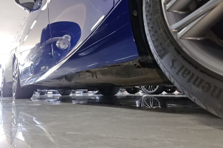 雷克萨斯IS 2017款 300 F SPORT版局部细节9002