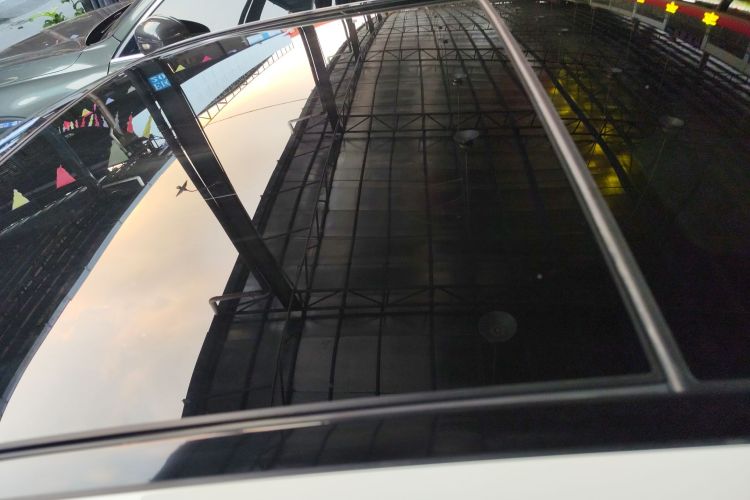 奔驰E级(进口) 2021款 E 260 时尚型运动版局部细节57