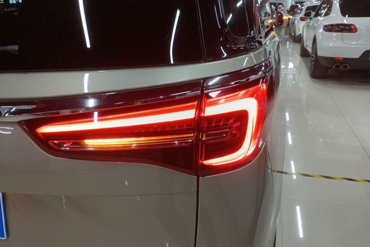 别克GL8 2021款 ES陆尊 653T 豪华型车身外观6006